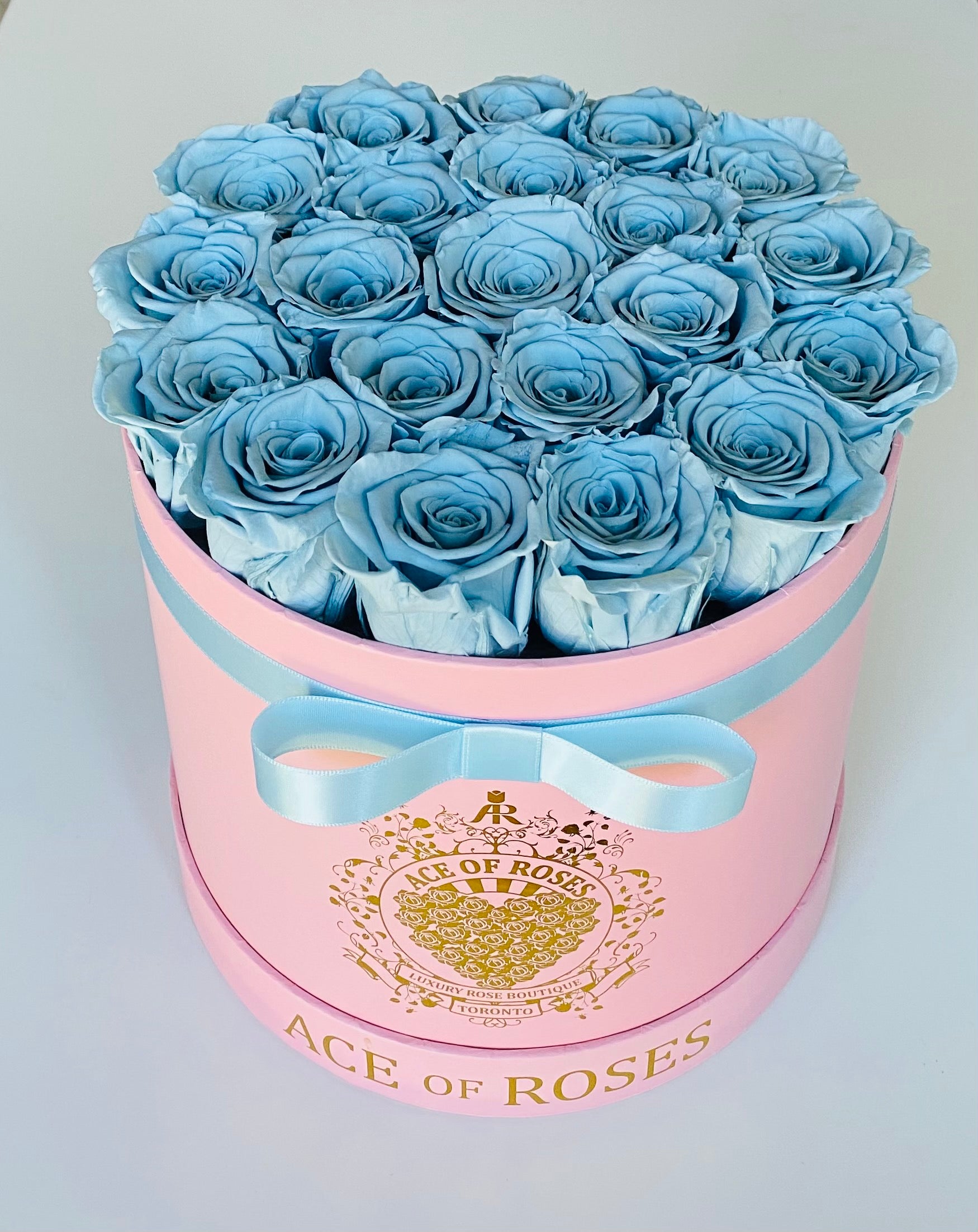 Round box Eternity Roses in toronto ontario delivery roses